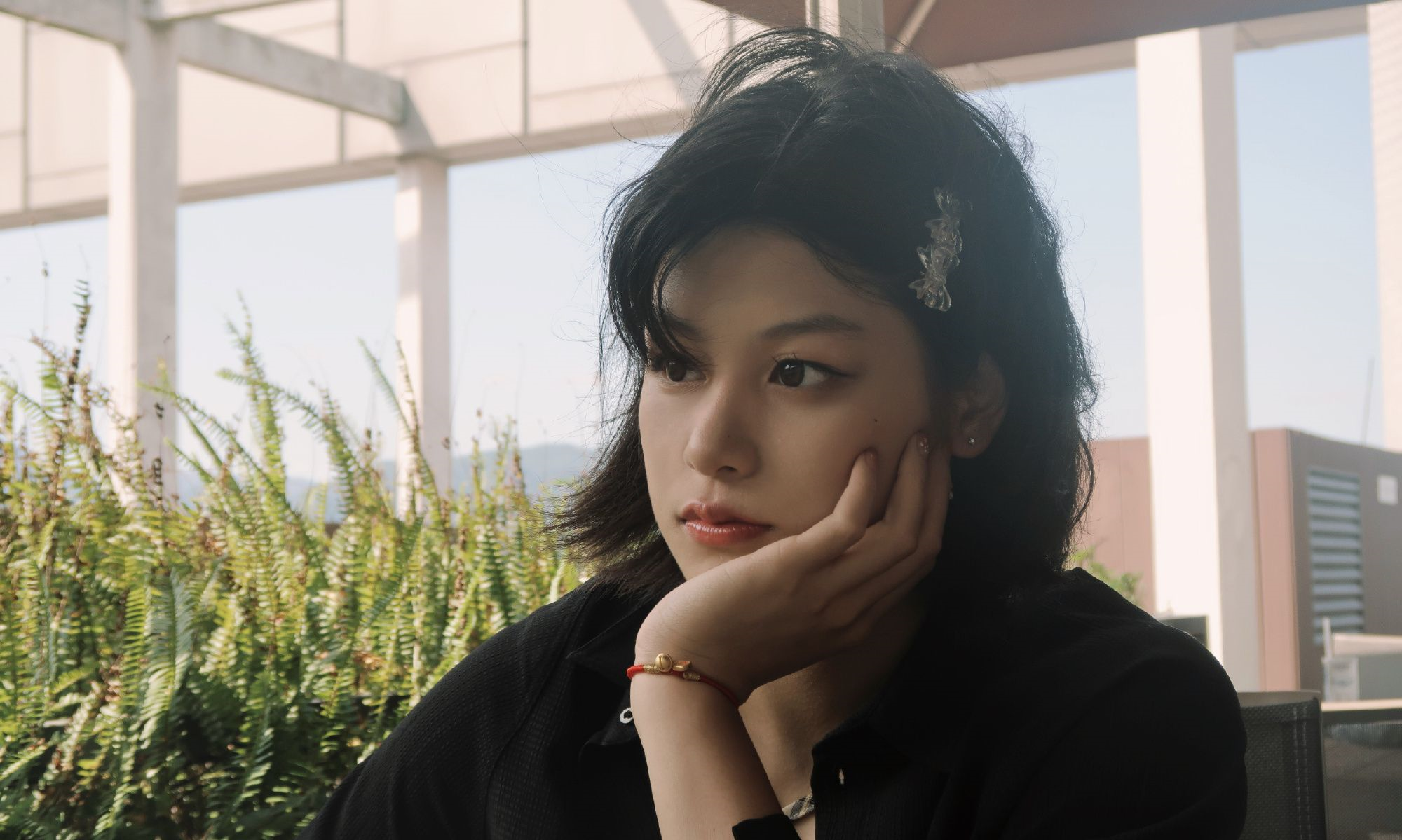 刚满16岁,中国游泳4金王狂晒照片,网友:漂亮