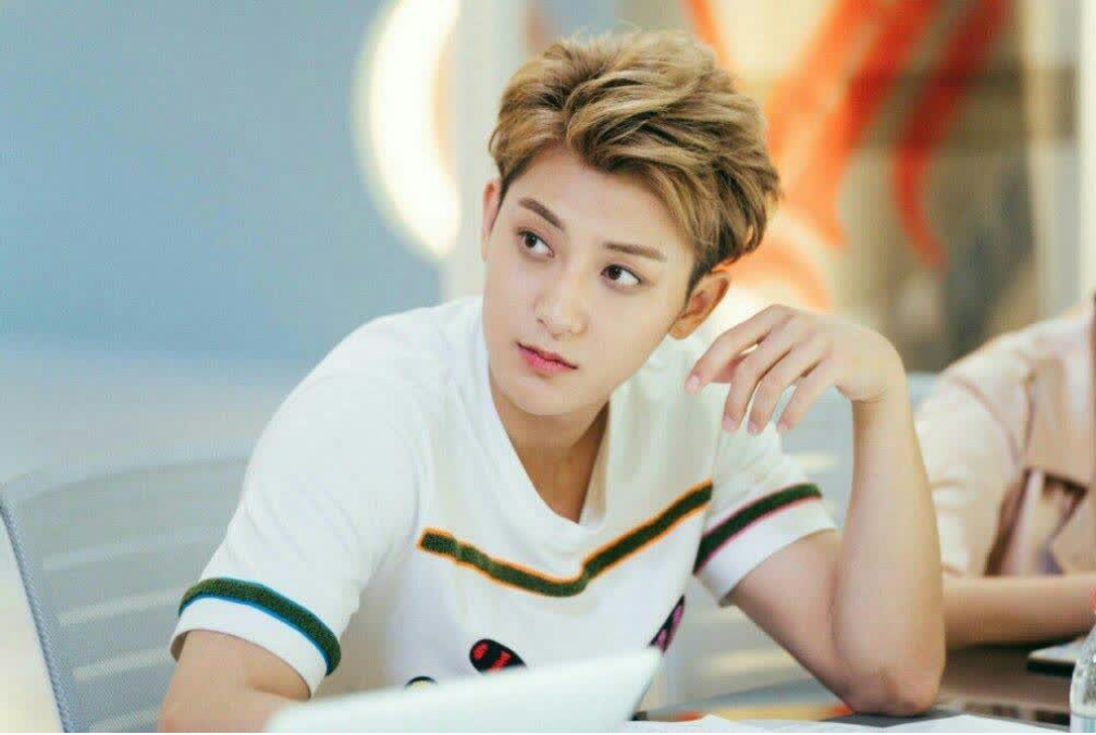 八字算命黄子韬的生辰八字未来运势如何