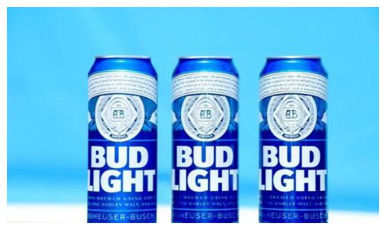 宝藏啤酒百威昕蓝bud light清淡自在,炎炎夏日的百搭伴侣|百威|宝藏