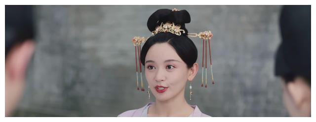 从王皇后到武媚娘,施诗才是《风起霓裳》中的宝藏女生