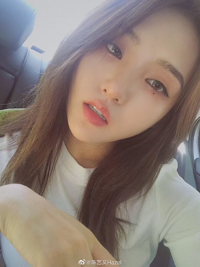 偶像美少女青春有你2-陈艺文迷人美照欣赏_高清图集_新浪网