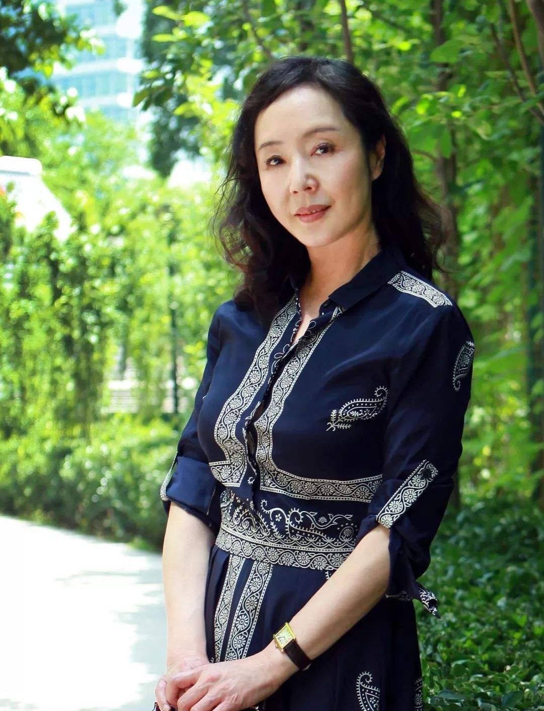 女作家严歌苓｜从舞蹈演员到著名女作家和金牌编剧