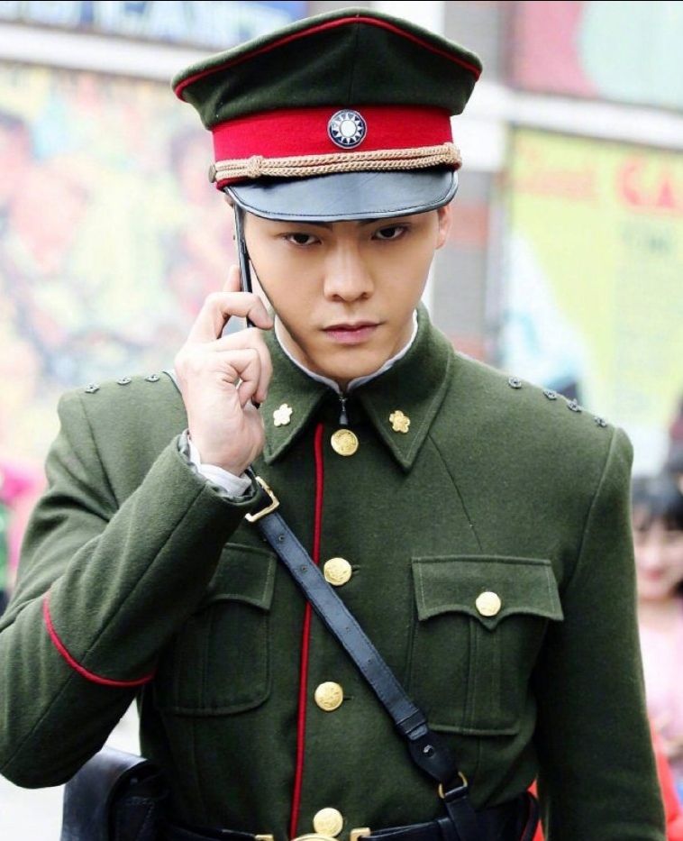 男星最帅军装造型图,哪一位是你心中兵哥哥的模样?_高清图集_新浪网