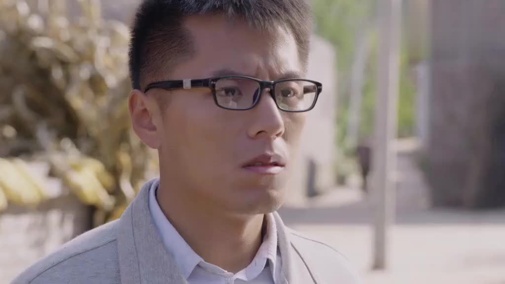 初婚:喜爱欠刘四的钱,刘四霸占房子天明着急