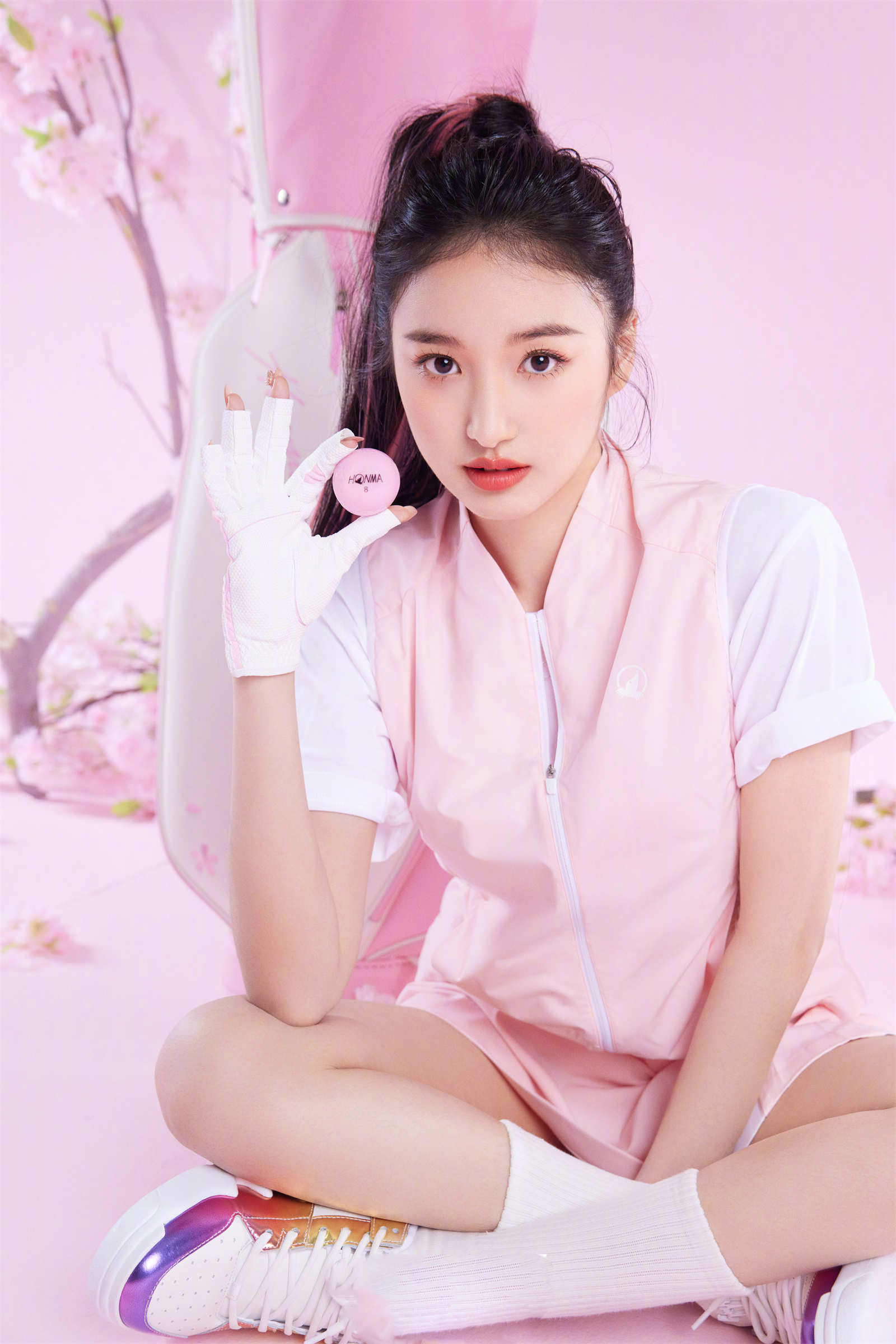 和陈昕葳一起动起来在运动中感受青春活力与潮流动感的魅力