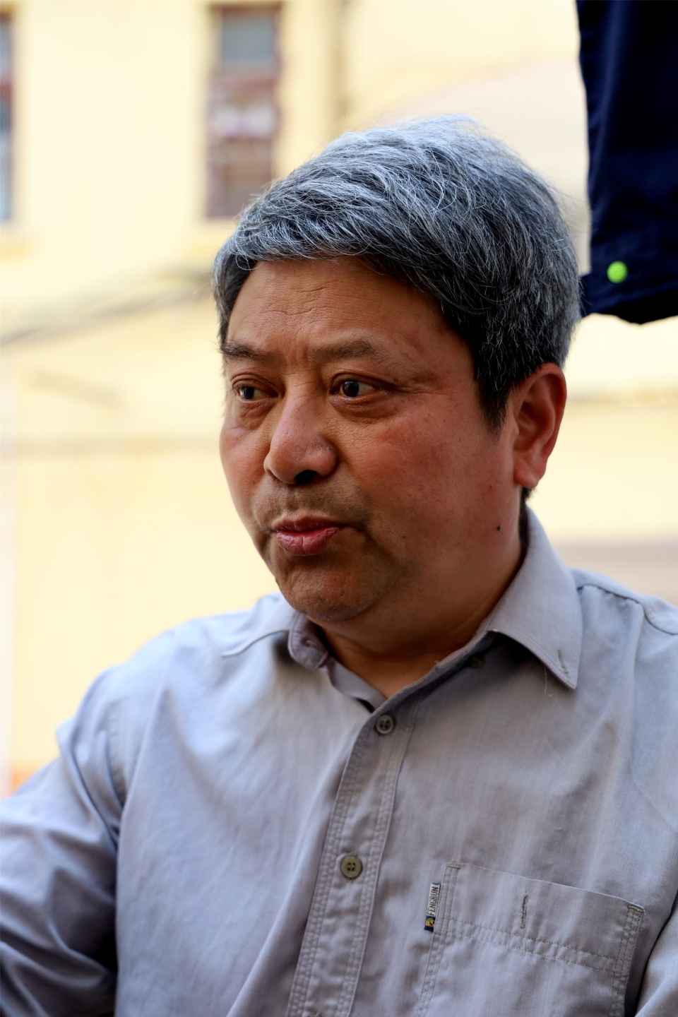 61岁失独老人的坚强:面对痛苦,逃避只会让内心变得更荒凉