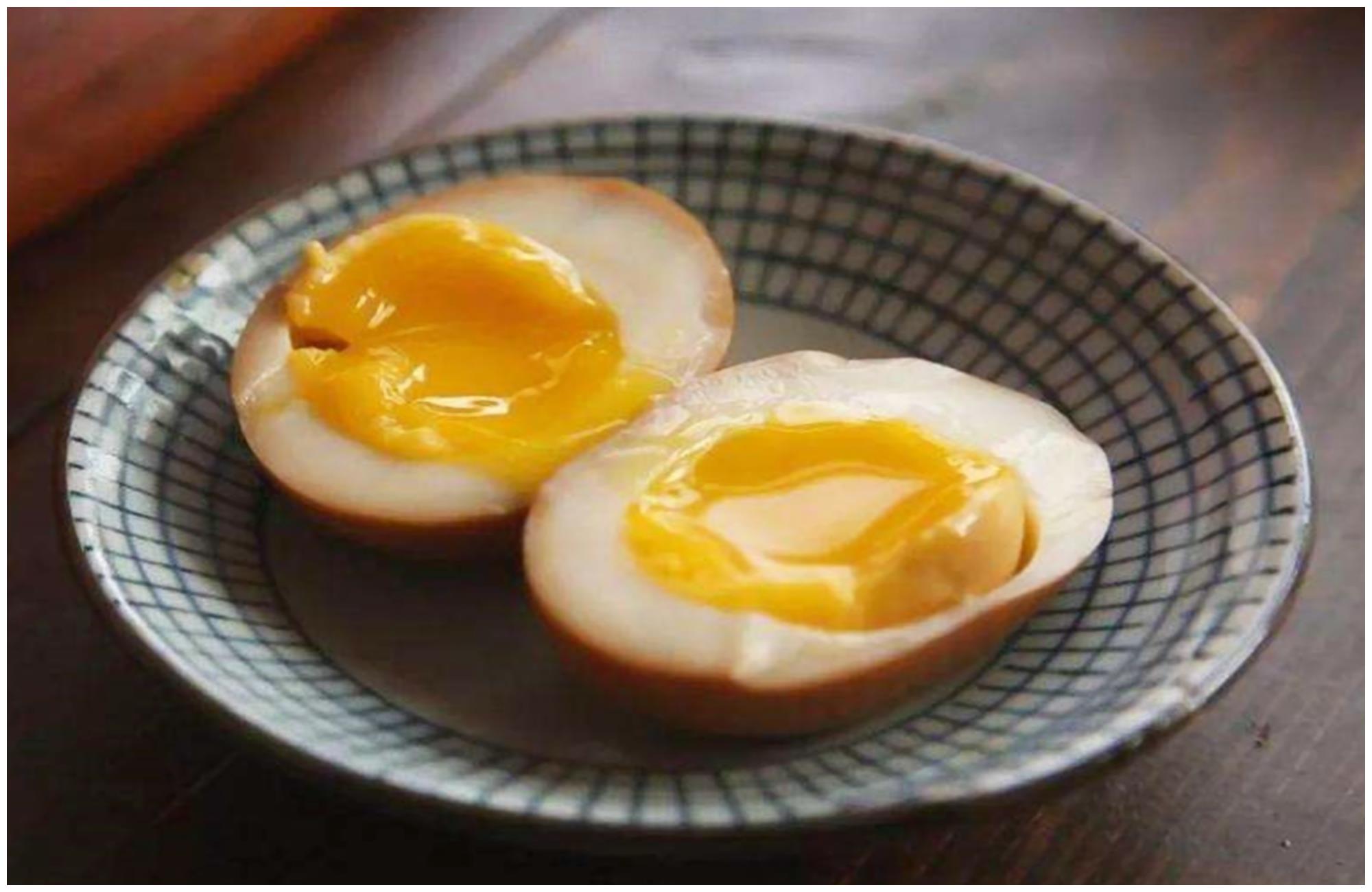 妈妈做溏心蛋给娃补身体,几天后慌忙就医,医生斥责太无知