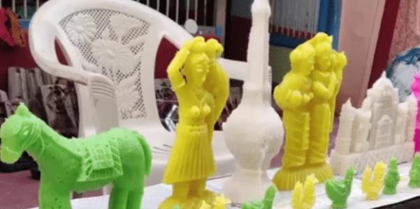 就曾来到了印度旅游,他们发现印度的街头上会有许多卖糖人的小商贩,而