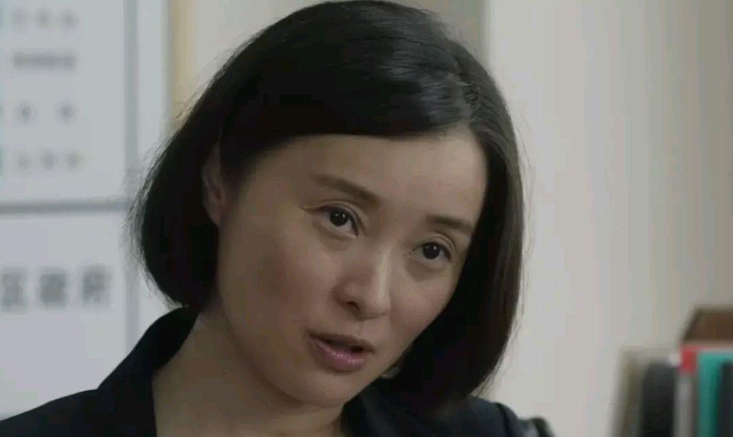 《小舍得》:吴越演技老道,南老爷子求人办事,让人心酸.