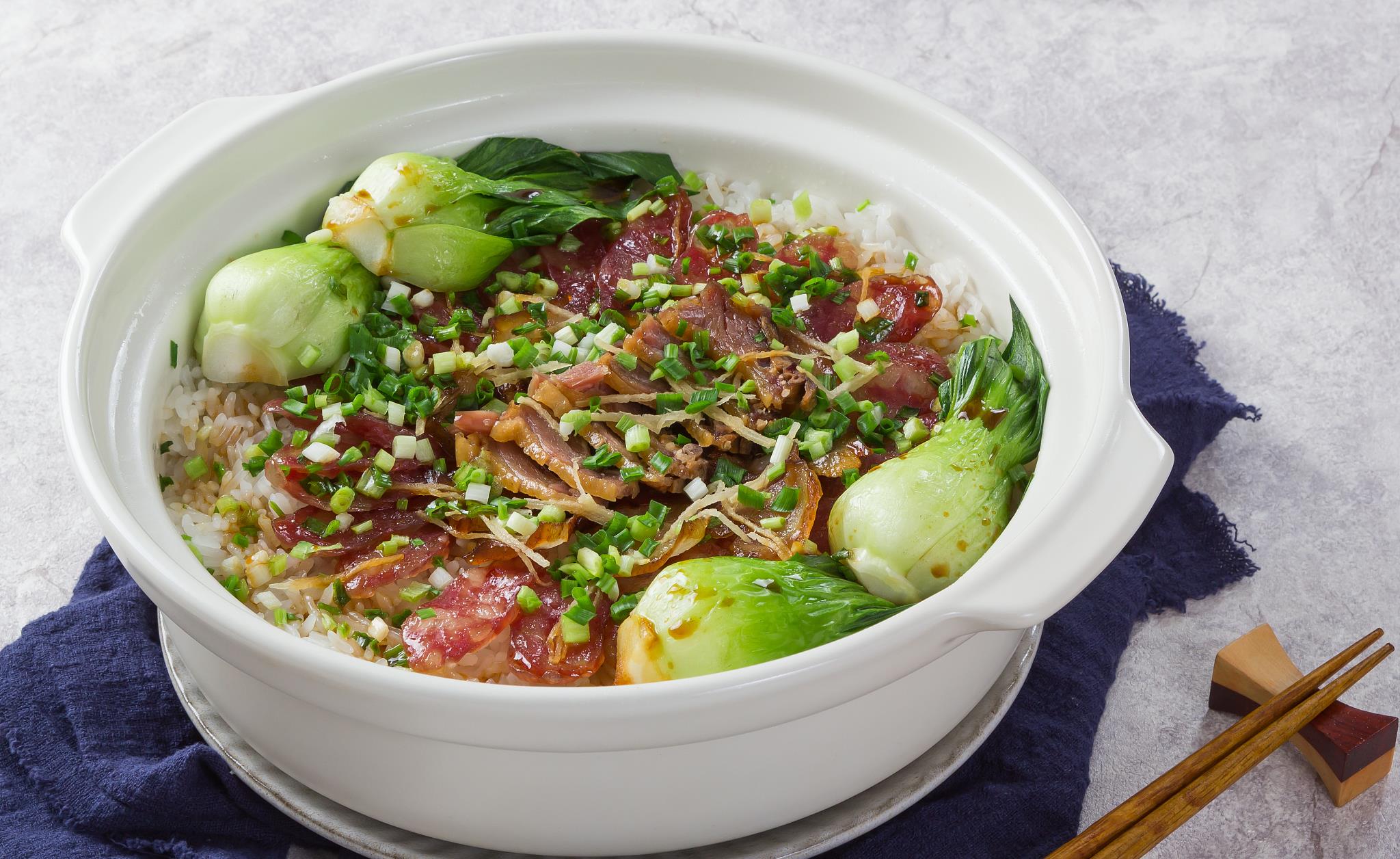 热气腾腾腊味香,暖暖肠胃煲仔饭_高清图集_新浪网