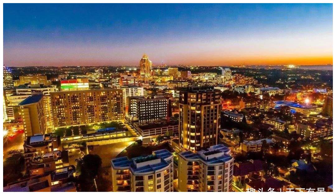 非洲最发达的城市白天车水马龙夜晚却成一座空城