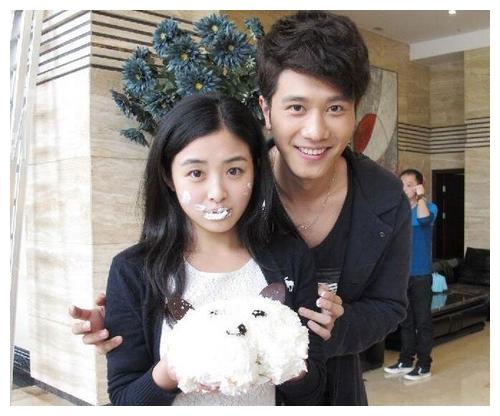 贾乃亮自曝很关注张含韵惹女方害羞直呼不相信网友喊话在一起