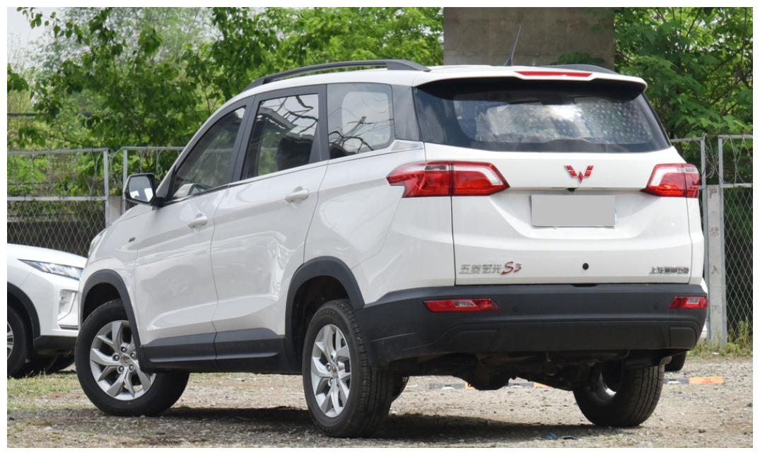 五菱的2020款新车,顶配7.48w,已经颠覆了面包车的架构