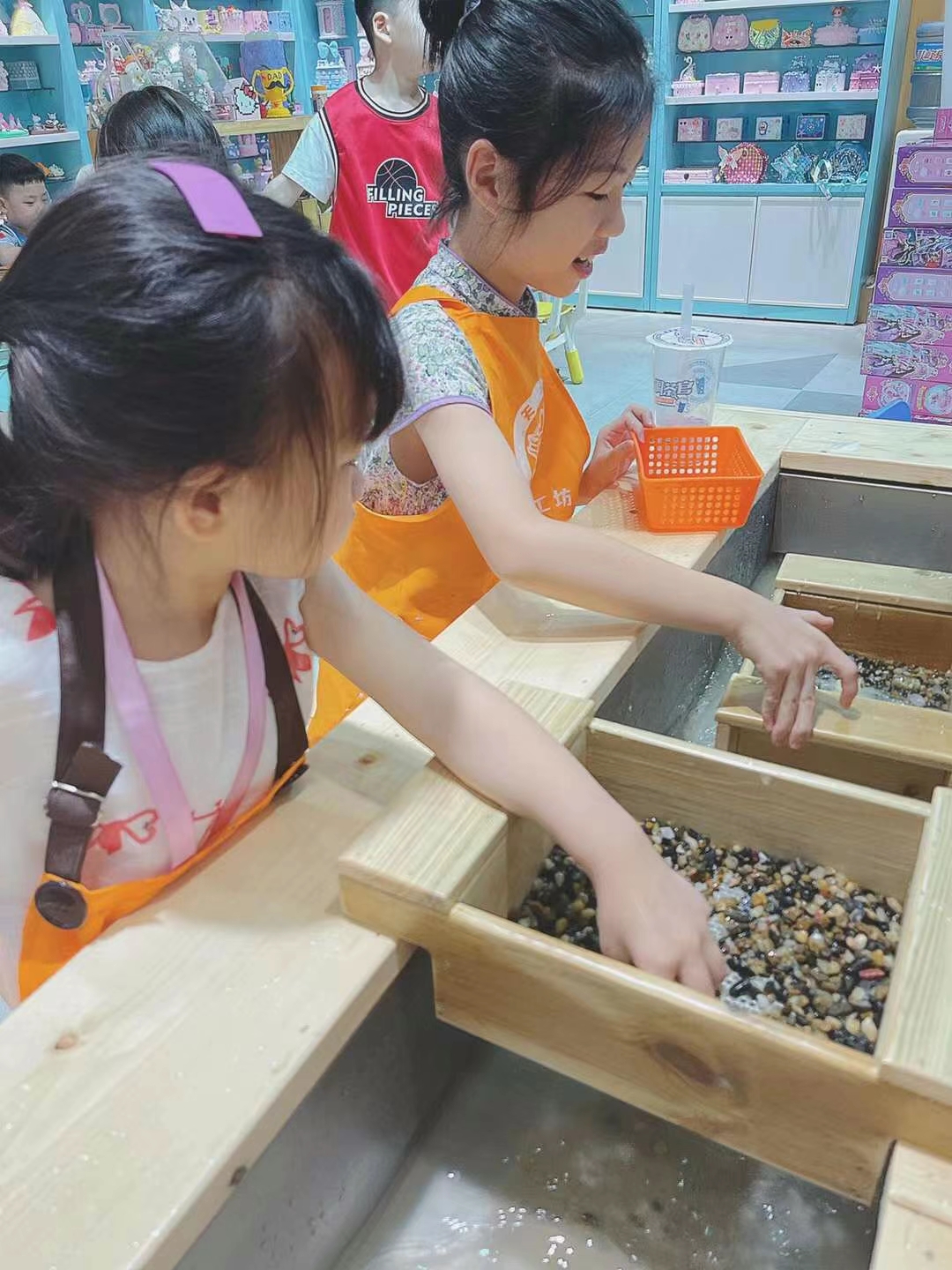 火爆全网的儿童淘矿项目来啦,计划创业的你要重点关注