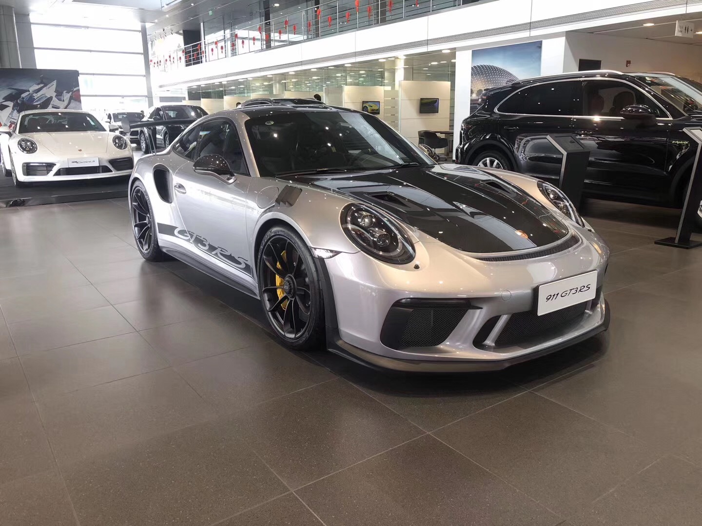 保时捷911 gt3 rs实拍!一般超跑都不是它的对手