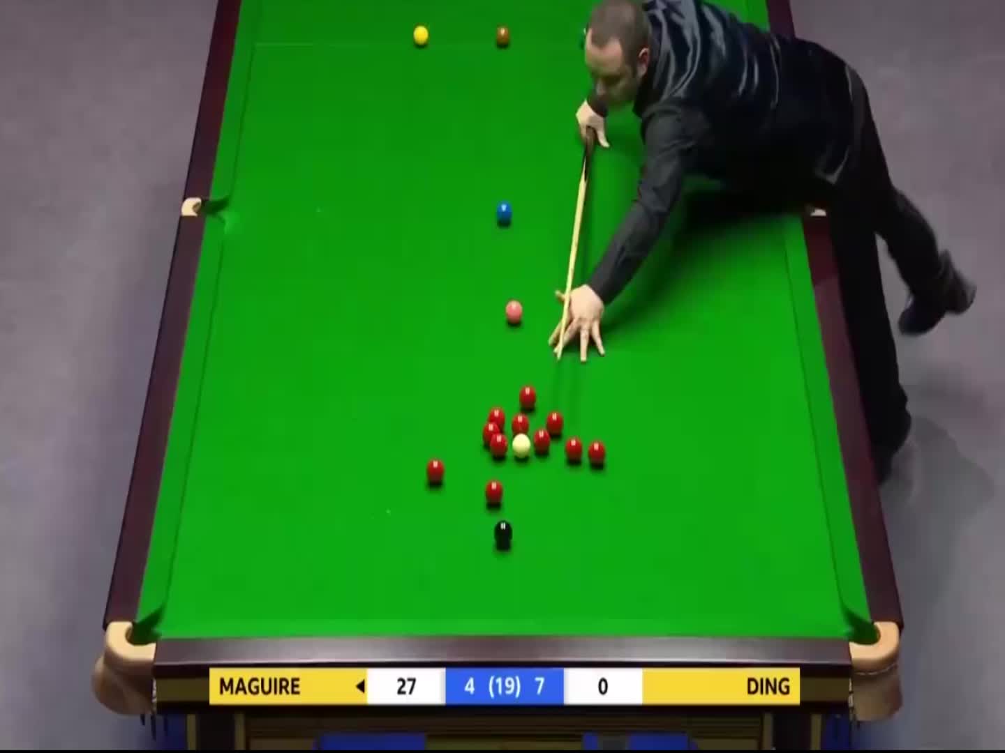 斯诺克世锦赛这个球马奎尔不选择打入袋那是要怎么做