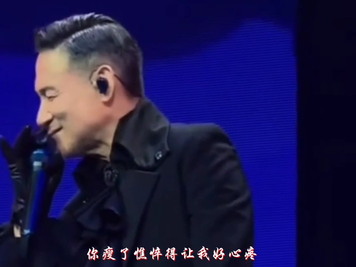 《情书》张学友用醇厚的嗓音，唱尽了爱情里的挣扎与清醒