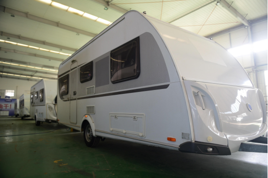 盯紧需求快转型！新能源皮卡房车引领行业革新