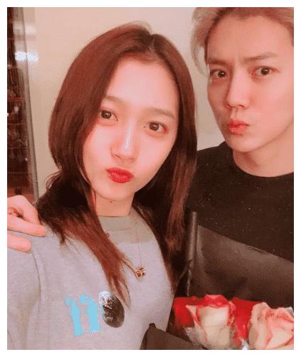 怕鹿晗吃醋关晓彤录制奔跑吧避嫌刻意和蔡徐坤拉开距离