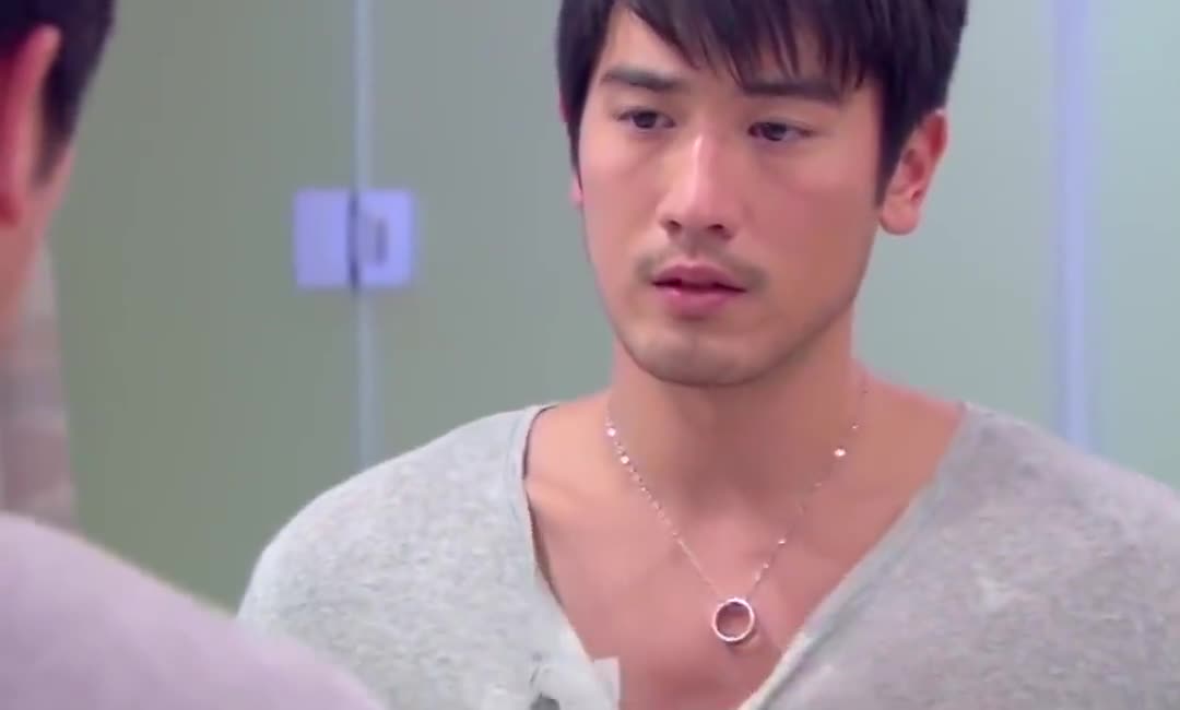 遇见王沥川:病重的王沥川看着小秋的指纹戒指思念小秋啦,真爱啊