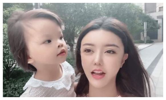 小猪先生不理女儿,韩安冉早就不抱希望,让小猪妹叫现任爸爸
