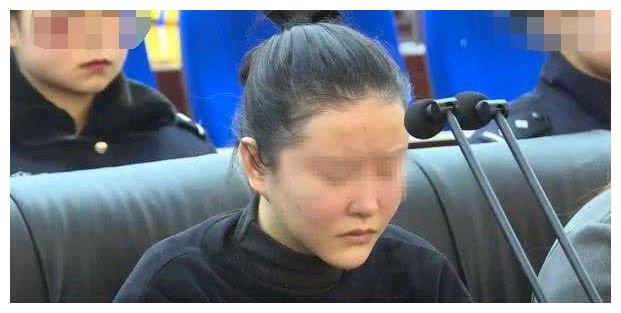 谭明明醉驾撞坏9台车,谭父赔偿129万想了事,网友:想得美