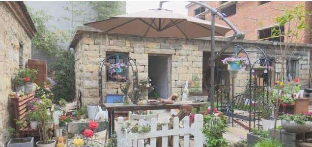 粉丝模仿李子柒,打造属于自己的“梦幻庄园”,网友:真让人羡慕休闲区蓝鸢梦想 - Www.slyday.coM 粉丝模仿李子柒,打造属于自己的“梦幻庄园”,网友:真让人羡慕休闲区蓝鸢梦想 - Www.slyday.coM