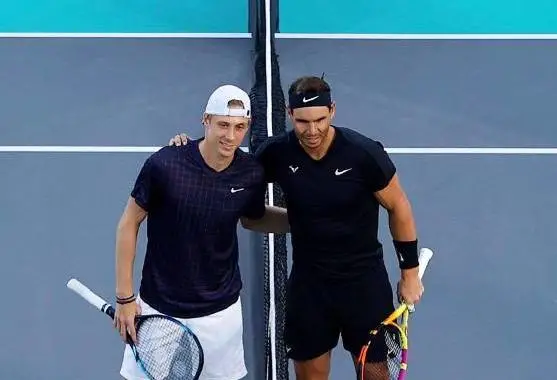 穆雷获澳网外卡，沙波提前入境澳洲，萨卡里荣膺希腊最佳女运动员