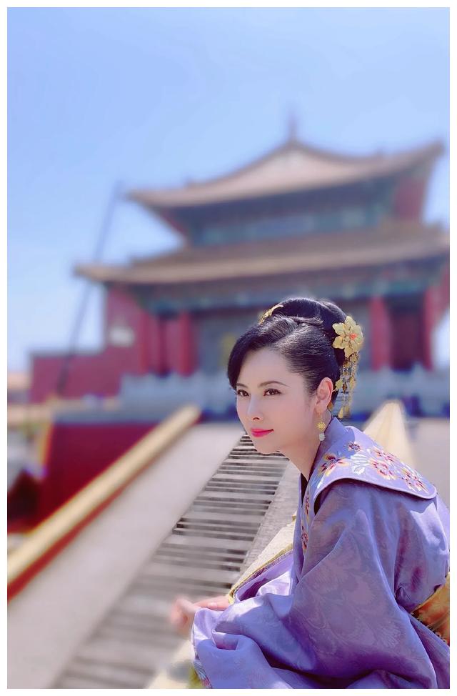 神雕侠侣黄蓉美过女儿的师娘专业户杨明娜