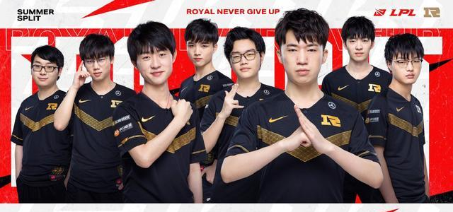 LPL夏季赛积分榜：TES未尝一败斩获榜首