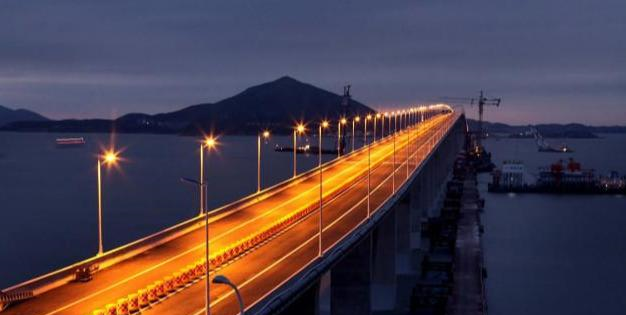 台湾海峡是"修建跨海大桥",还是"填海造陆"呢?看完就明白了|填海|跨海