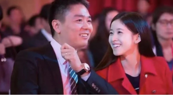 刘强东性侵案反转!女方称自愿发生关系,真容曝光被指不如章泽天休闲区蓝鸢梦想 - Www.slyday.coM 刘强东性侵案反转!女方称自愿发生关系,真容曝光被指不如章泽天休闲区蓝鸢梦想 - Www.slyday.coM