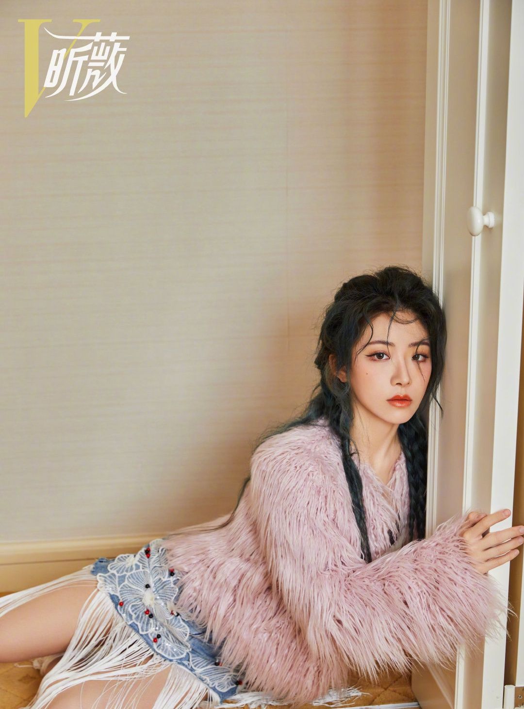 喻言登上昕薇九月刊,自己的首刊