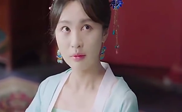 龙凤店传奇:雪儿污蔑凤儿,皇上对凤儿起来疑心,竟要滴血认亲