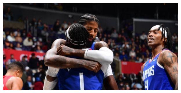 快船2消息！祖巴茨3年3300万续约遭质疑！快船邀霍华德扛内线大旗休闲区蓝鸢梦想 - Www.slyday.coM