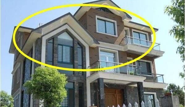 为什么外国住宅屋顶都带斜坡我们自建房的屋顶都是平的