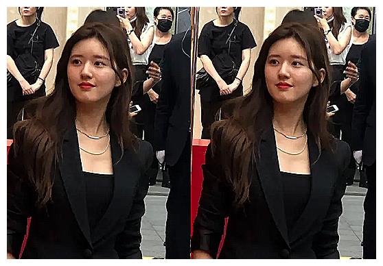 赵露思生图颜值翻车大饼脸水桶腰让人认不出说120斤我都信