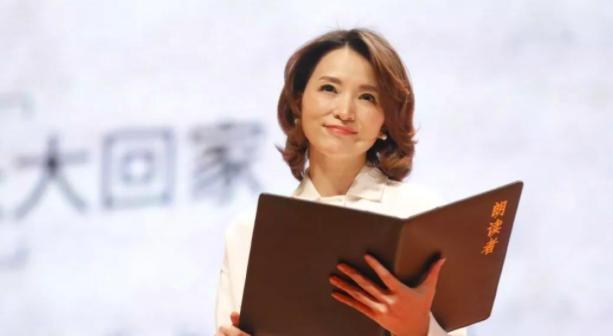 董卿为何落选央视十佳主持人不只是因为孩子的国籍问题