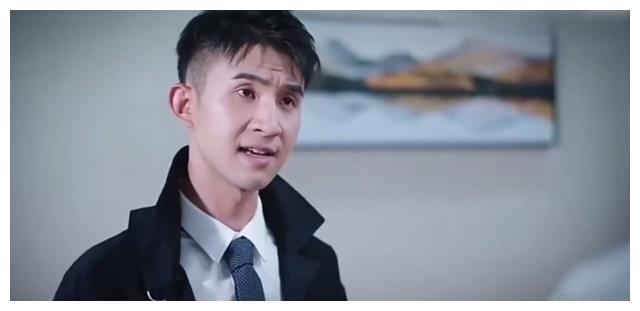 龙王赘婿占领b站后,之前的演员作品被挖出,还是歪着嘴看着习惯