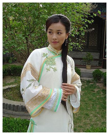 古装皇后张庭的12个古装角色,年轻时的她真是美得不可方物!