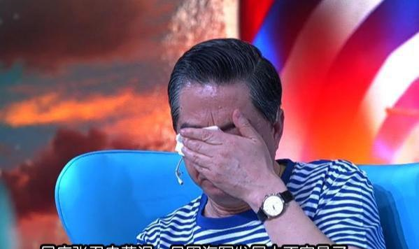 人民海军68周年，局座张召忠为何泪洒当场？只因太难了