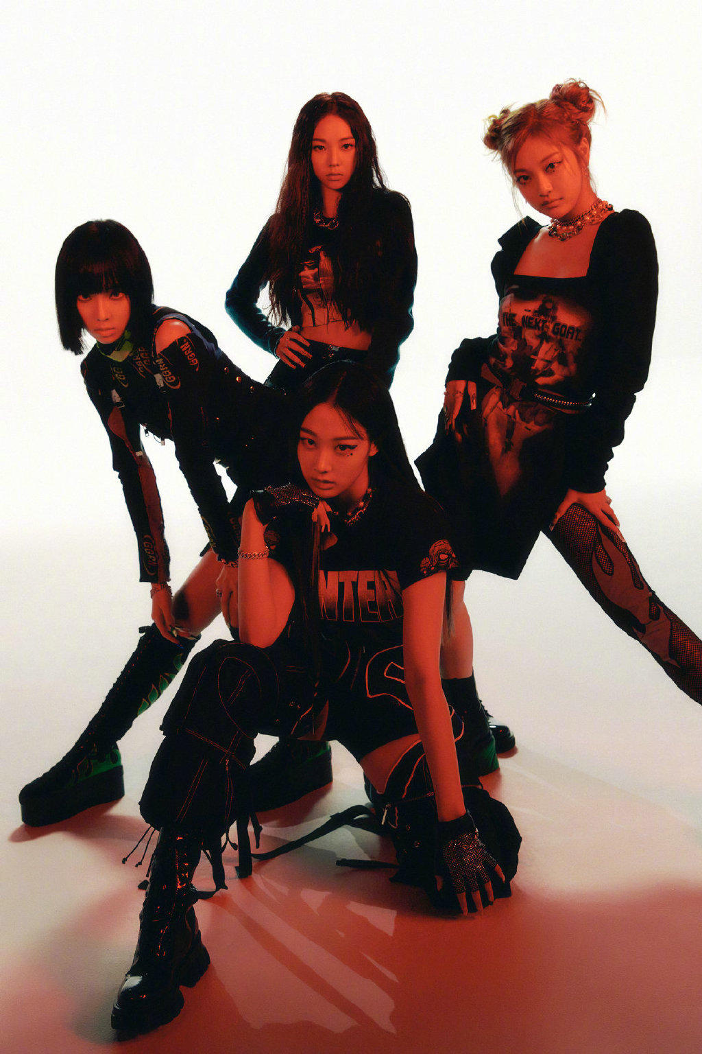 aespa新歌曲舞台被质疑假跳 成员宁艺卓回应质疑|宁艺