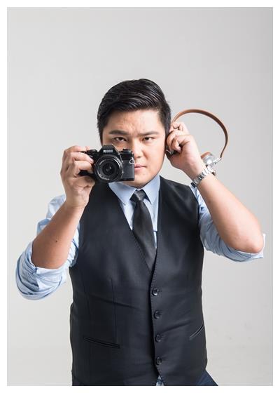 朗读者:大铭|大铭|脱口秀|十佳_新浪新闻