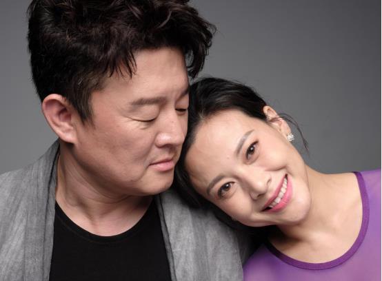演员张磊和妻子郝文婷相互扶持 演艺路上共同进步