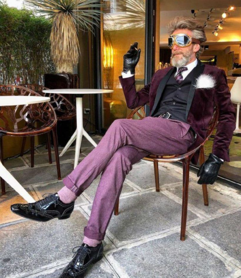 打扮时尚并不是年轻人的专属,法国时尚老头魅力难挡!