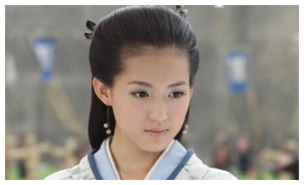 当初《美人心计》中的"小皇后",长大后再演娘娘,变得愈发动人