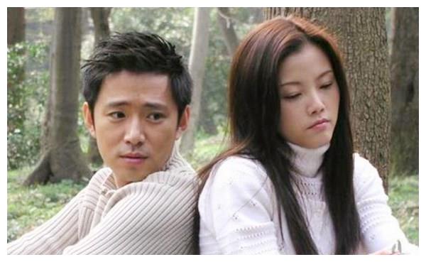 据悉戴饶的丈夫张国夫是一位才华横溢的大才子,从清华毕业后曾留学于