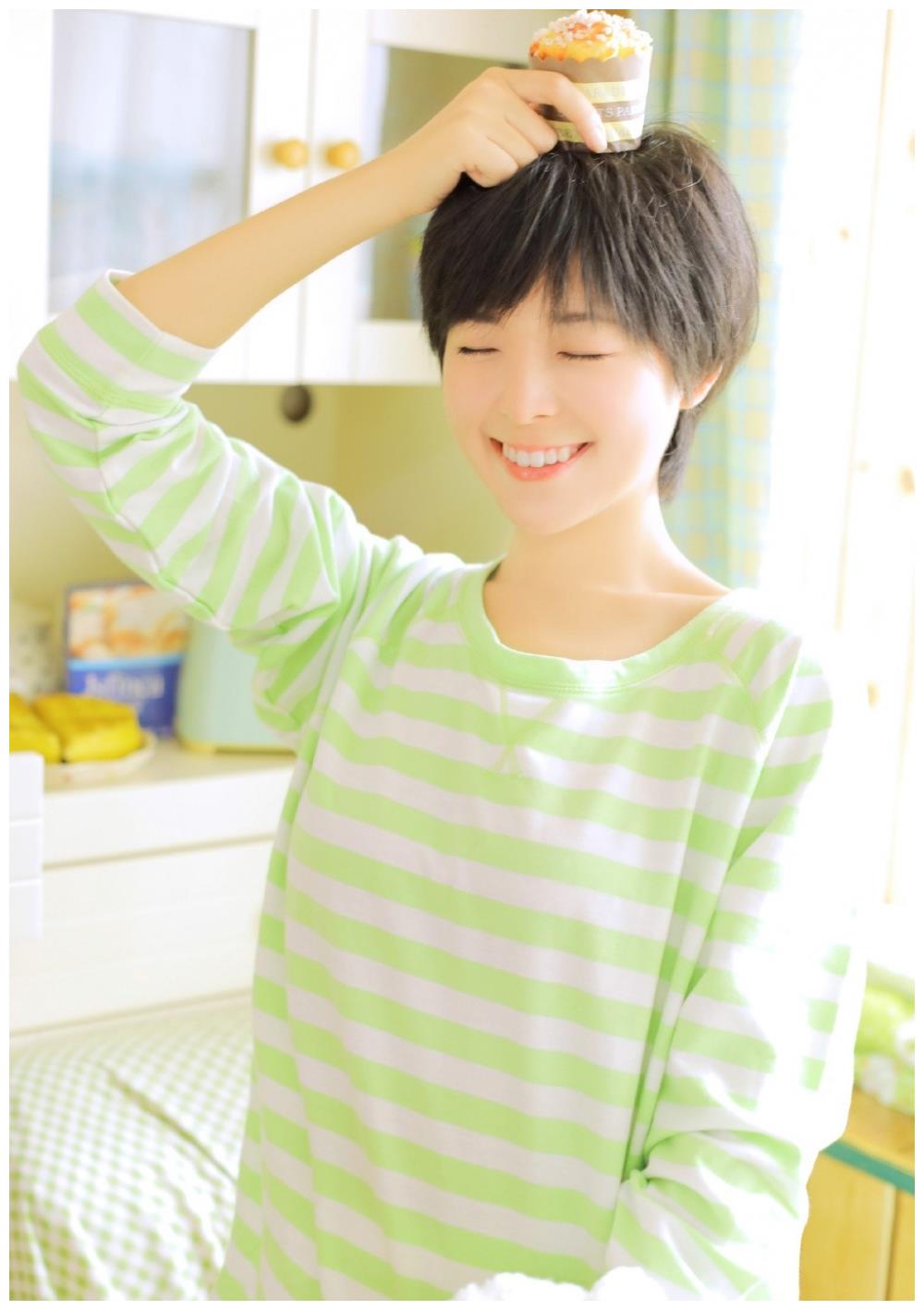 盛夏韩国少女短发清爽,薄荷绿唯美靓丽