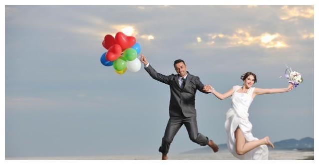 58岁刘阿姨和41岁小鹏再婚！阿姨哭诉：他对我很好，可是我想离婚休闲区蓝鸢梦想 - Www.slyday.coM