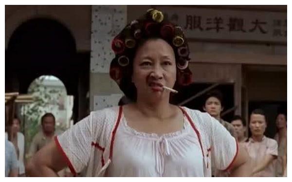 周星驰《功夫》里包租婆吗,自称年轻时候是校花,你信吗